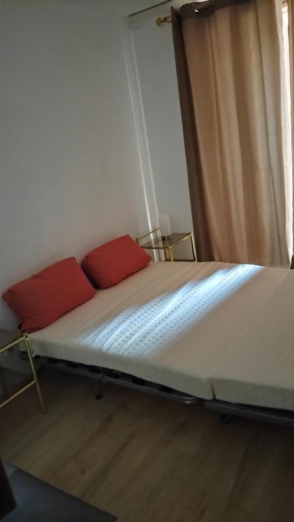 Fenouillet Apartment Hyères Екстериор снимка