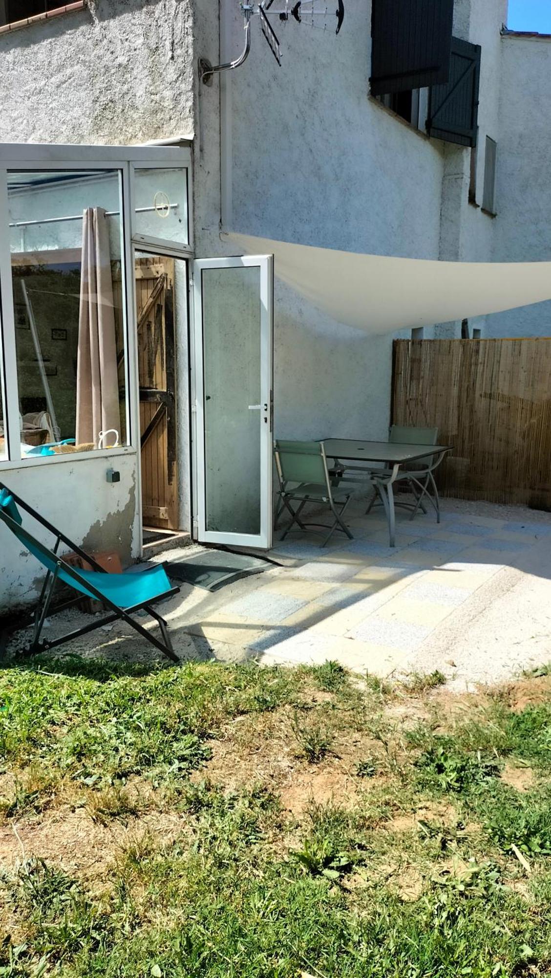 Fenouillet Apartment Hyères Екстериор снимка